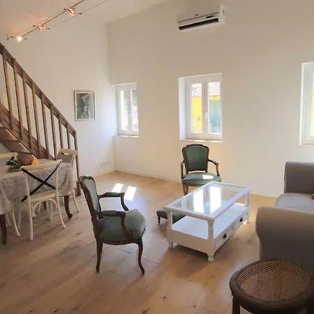 Malonat Apartment
